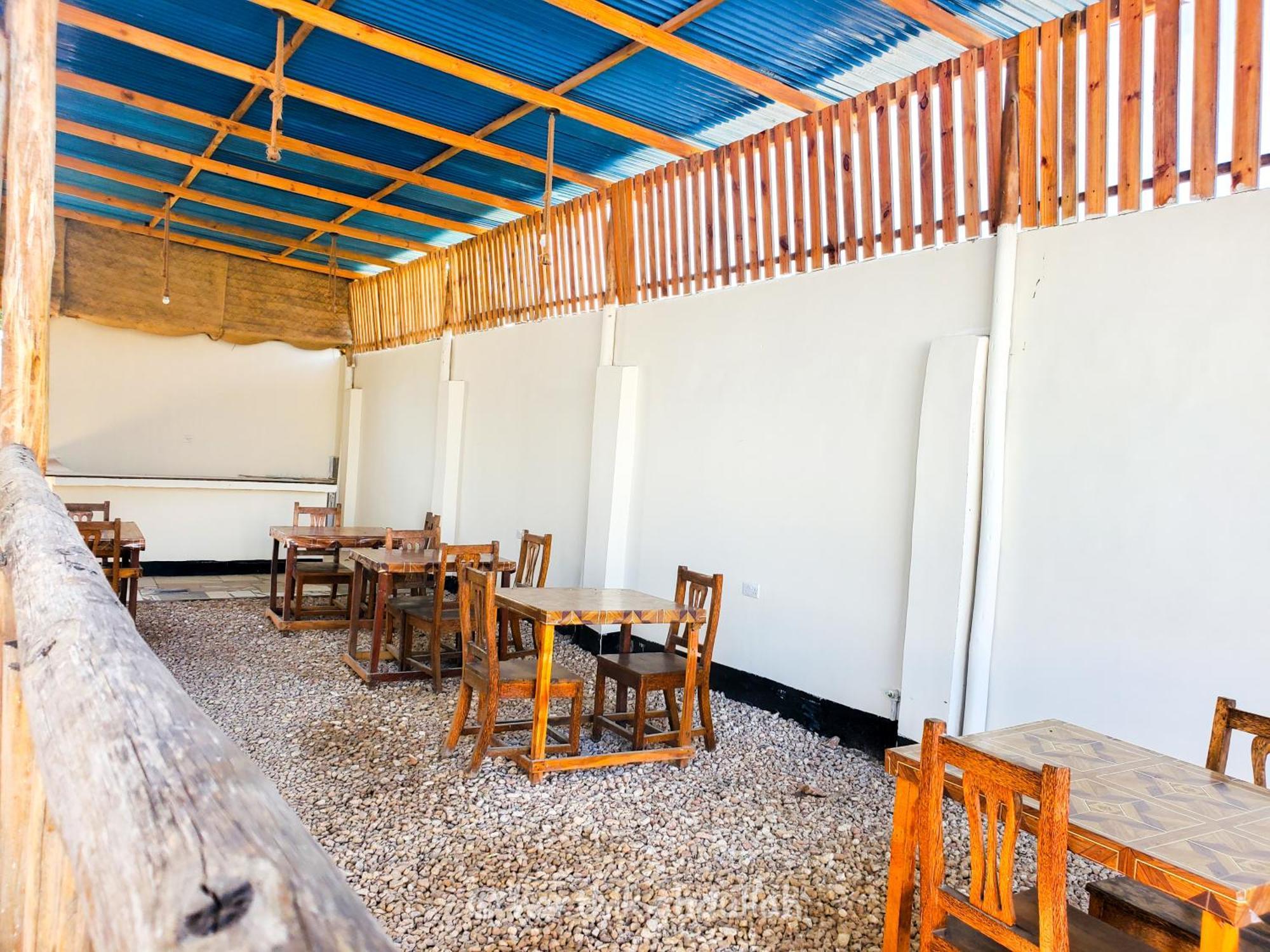 Raha House Bed & Breakfast นูงวี ภายนอก รูปภาพ